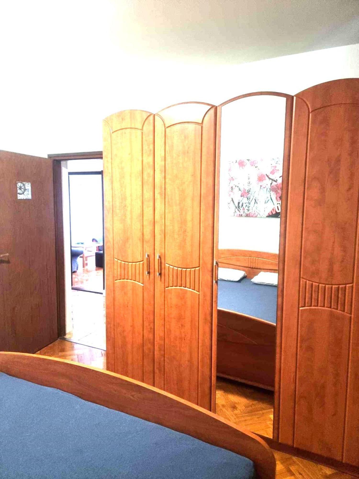 Apartment Din-pula *